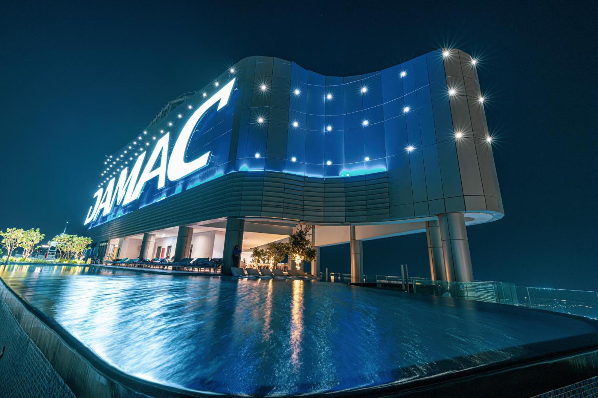 Highest Infinity Pool In Downtown *